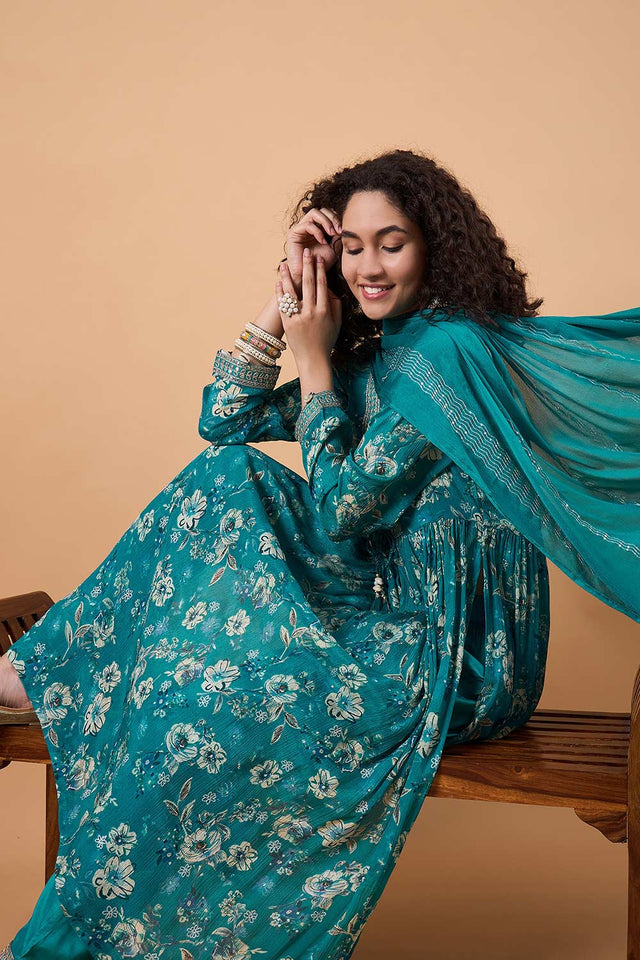 Women's Blue Chinon Printed Kurti Pant Set