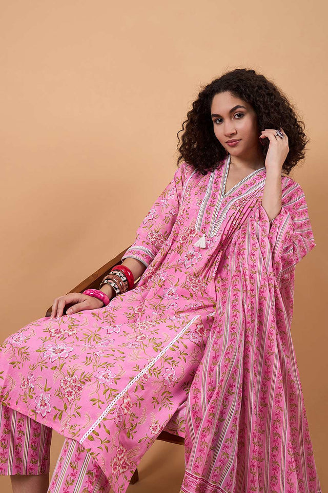 Women's Pink Cotton Printed Kurti Pant Set