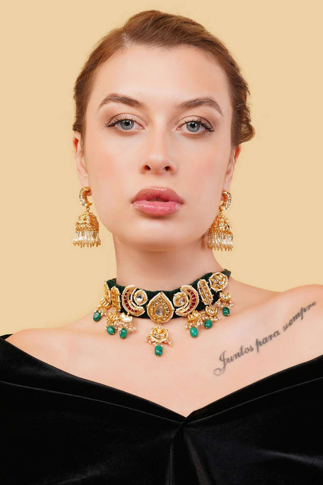 Multi-Color Alloy Choker Necklace