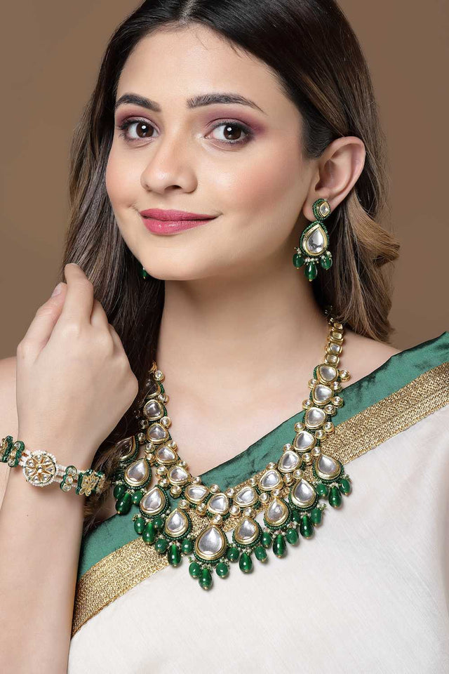 Multi-Color Alloy Jewellery Set (DGNHE23018)