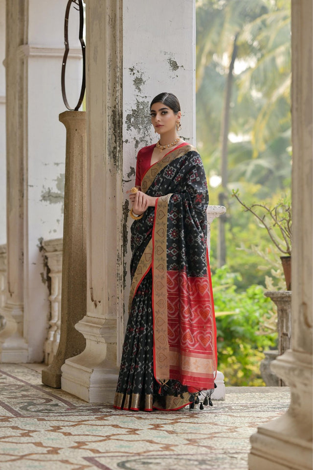 Black Floral Woven Art Silk Saree (Eth_SR_239)