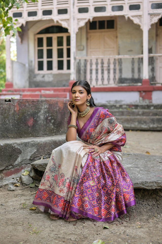Wine Floral Printed Art Silk Saree (Eth_SR_316)