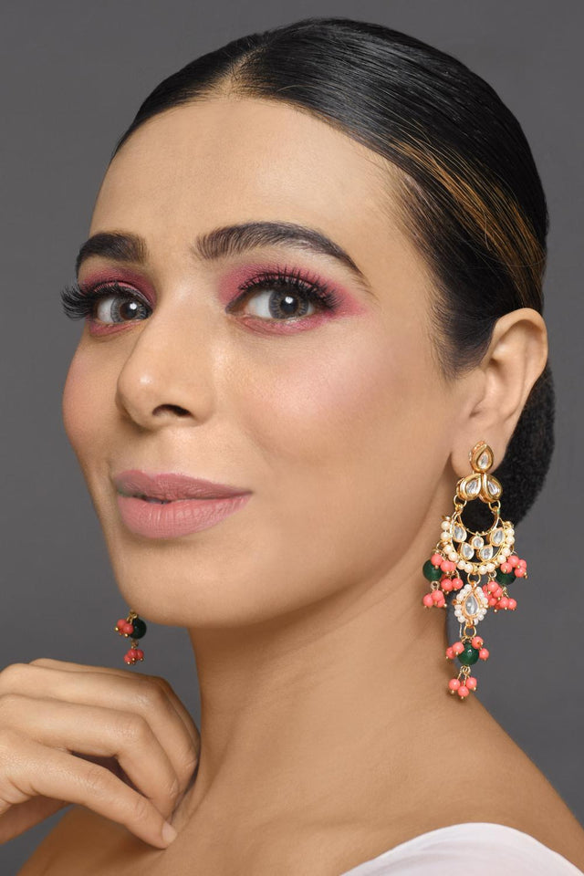 Golden Kundan & Beads Alloy Earrings