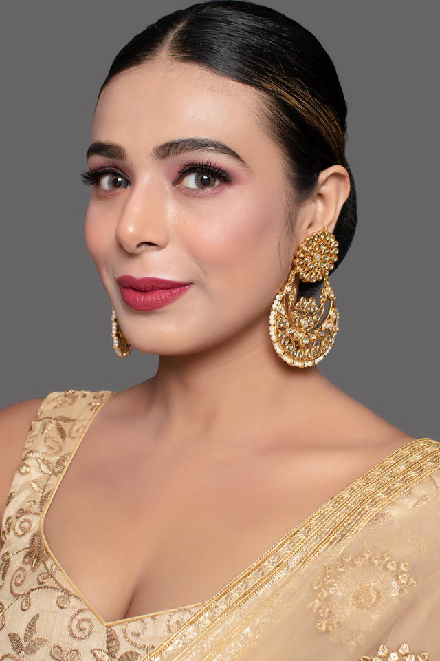 Golden Kundan & Beads Alloy Earrings