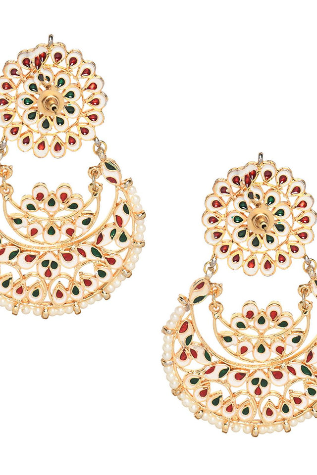 Golden Kundan & Beads Alloy Earrings