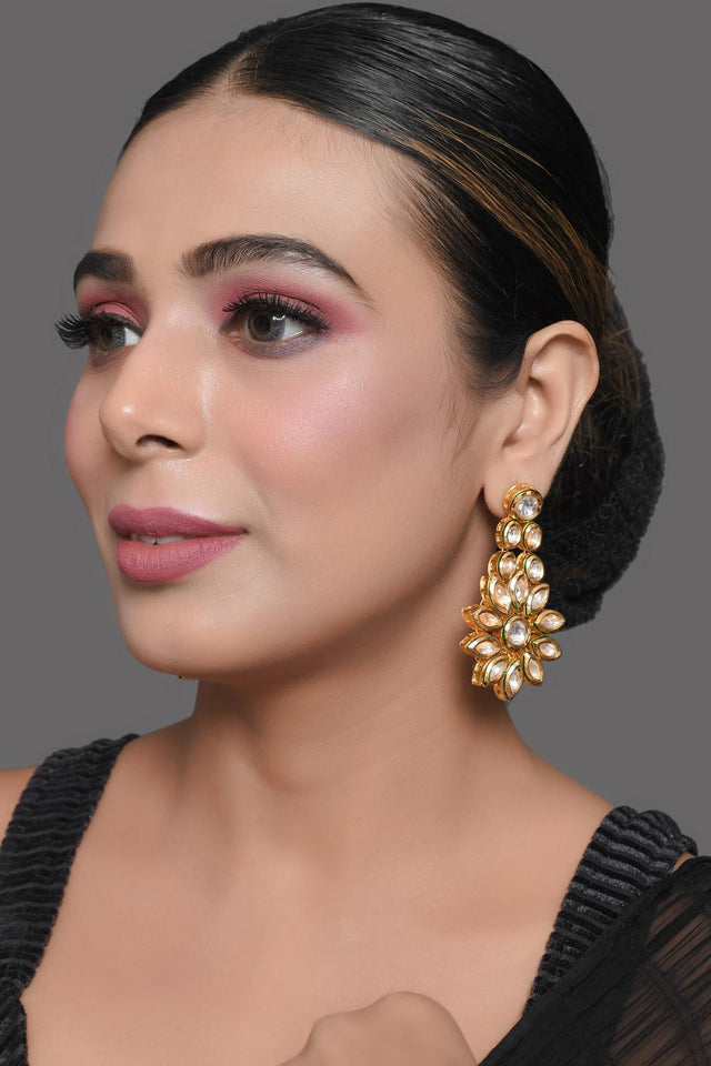 Golden Kundan & Beads Alloy Earrings