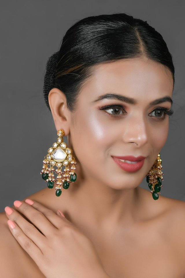 Golden Kundan & Beads Alloy Earrings