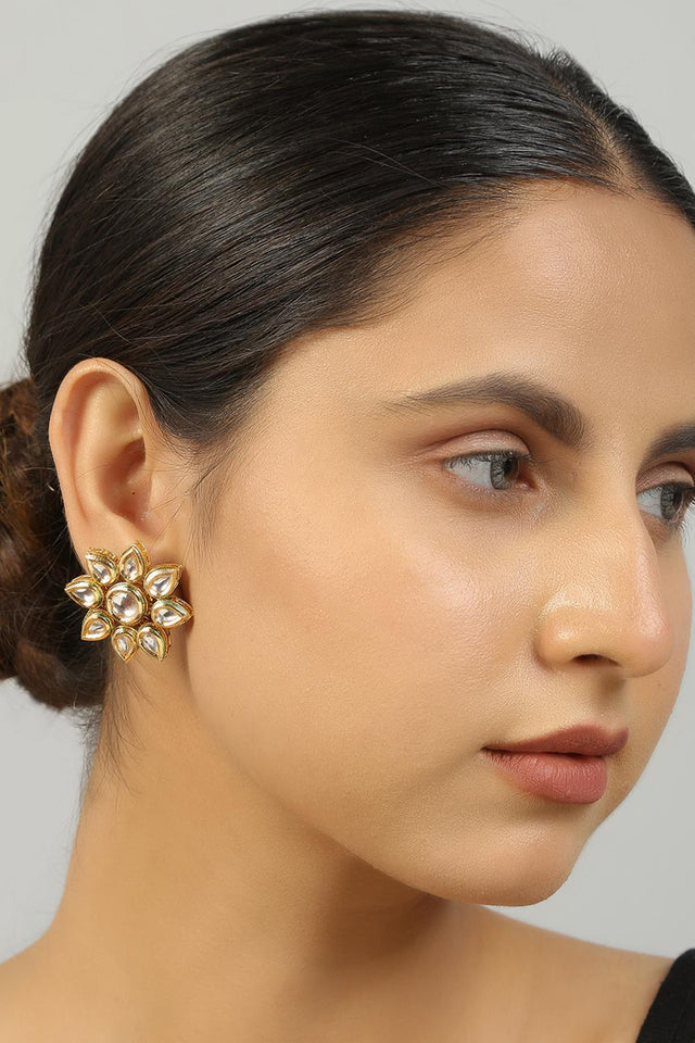 Golden Kundan & Beads Alloy Earrings