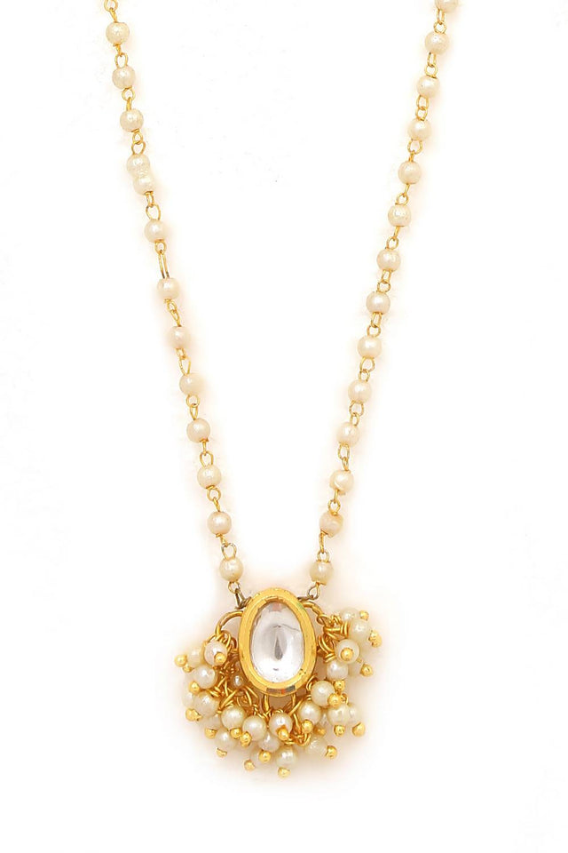 Golden Kundan Drop Alloy Necklace