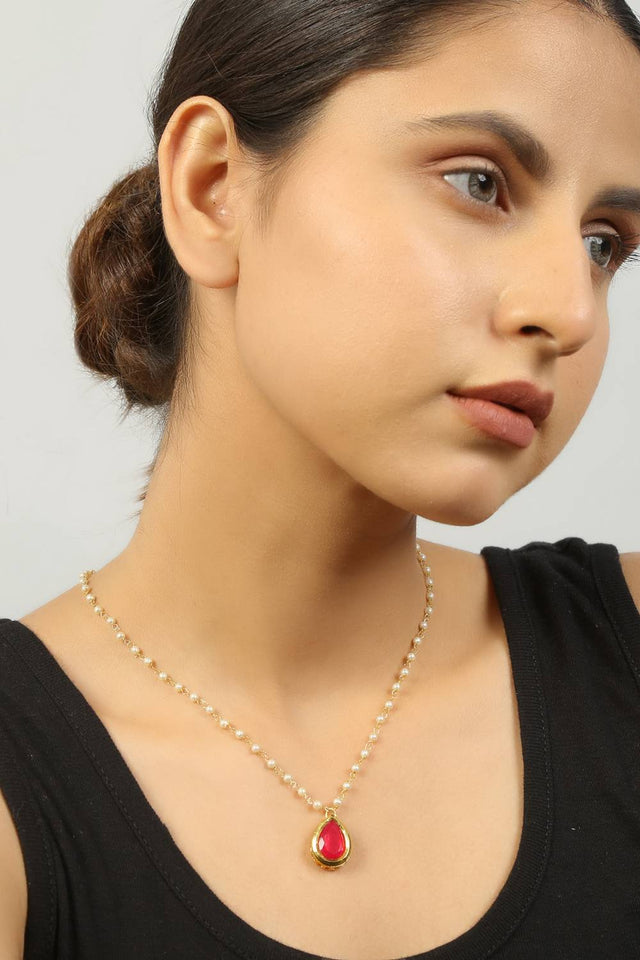 Golden Ruby Tear Drop Kundan Pearl Alloy Necklace