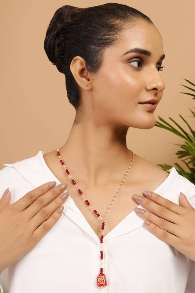 Red Red And Pearl Beaded Necklace