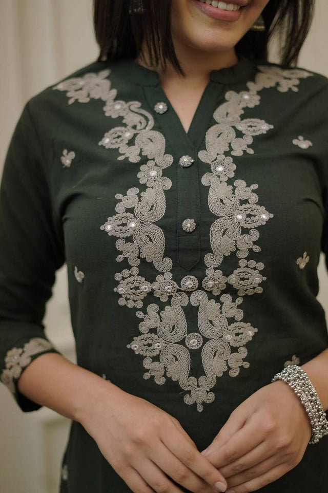 Green Floral Embroidered Rayon Kurti Pant Set