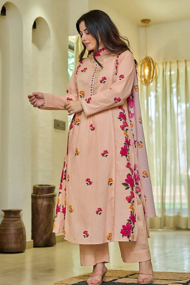 Peach Floral Printed Chanderi Kurti Pant Set