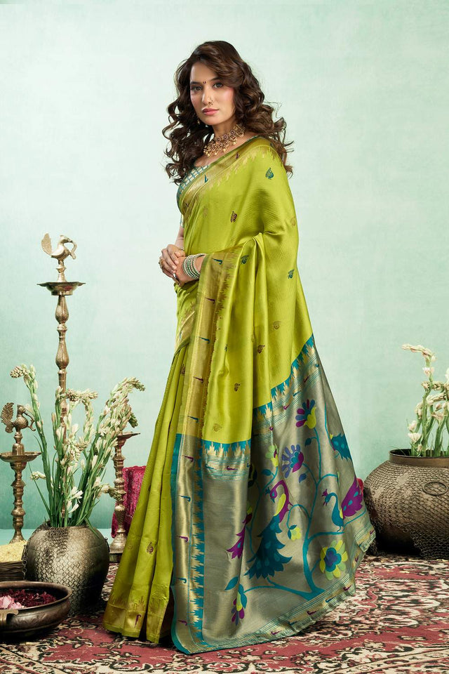 Green Paithani Peacock Woven Silk Blend Saree (HT1605)