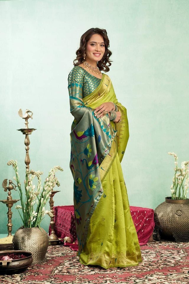 Green Paithani Peacock Woven Silk Blend Saree (HT1605)