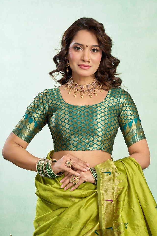 Green Paithani Peacock Woven Silk Blend Saree (HT1605)