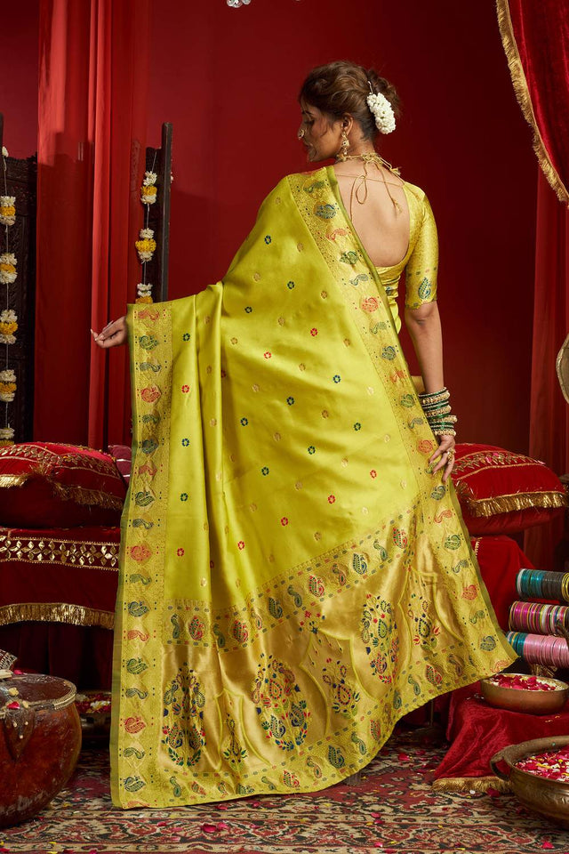 Green Paithani Floral Woven Silk Blend Saree (HT1701)