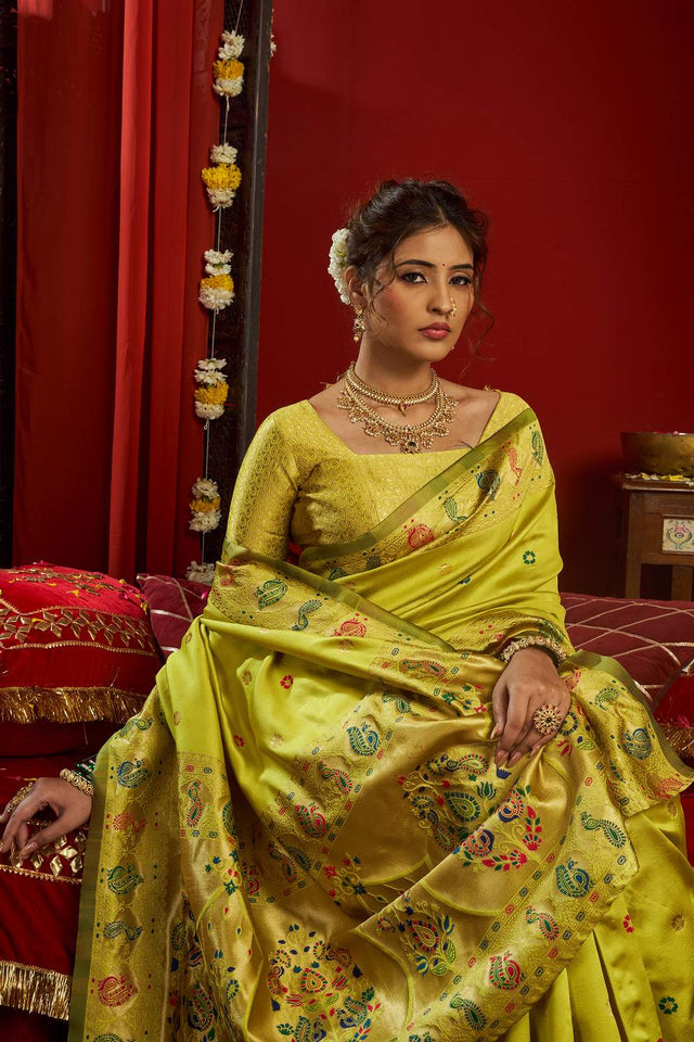 Green Paithani Floral Woven Silk Blend Saree (HT1701)