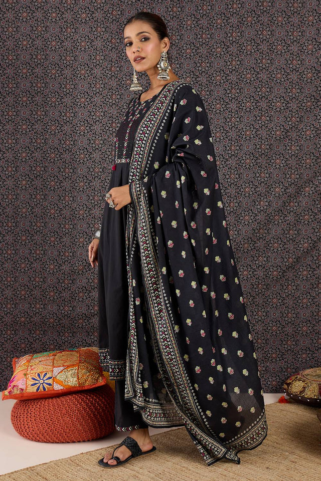 Black Printed Cotton Kurti Pant Set (IDKH0BK11008)
