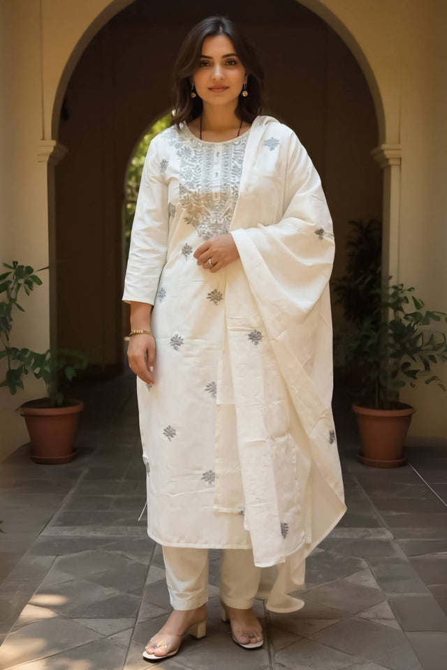 Off White Embroidered Cotton Kurti Pant Set (IDKH0OW10922)