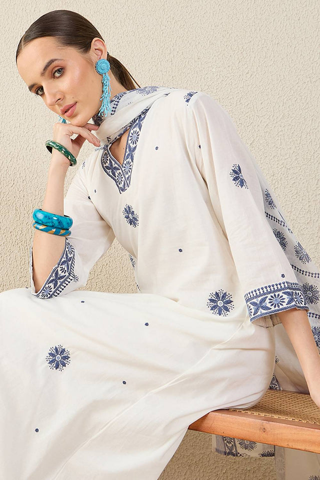 White Embroidered Cotton Kurti Pant Set (IDKH0WH11785)