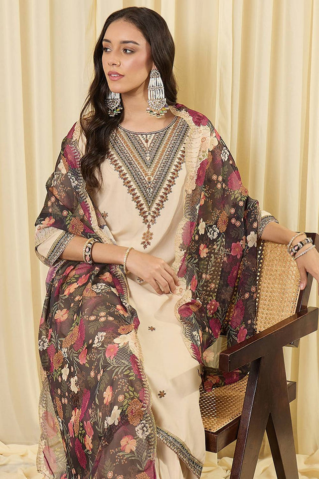 Cream Embroidered Rayon Kurti Pant Set (IDKH5CR12394)
