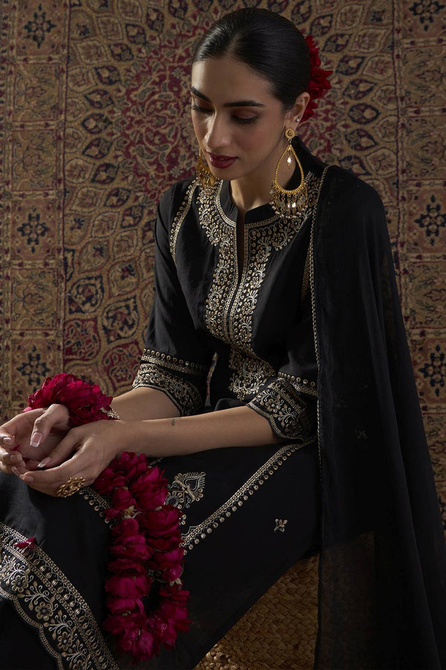 Black Floral Embroidered Silk Blend Kurti Pant Set (IDKH9BK12228)