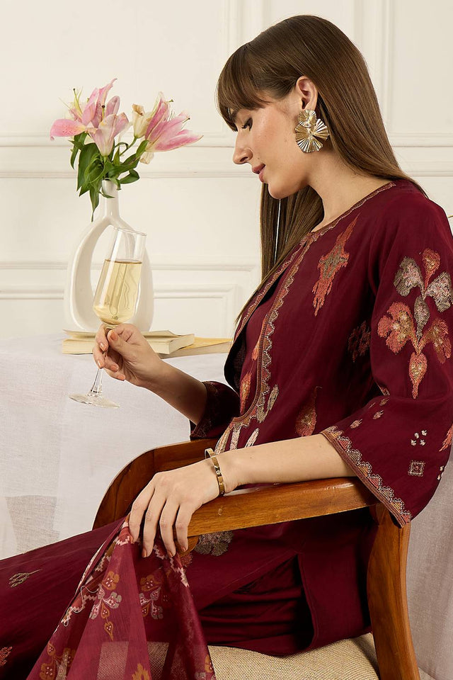 Maroon Embroidered Silk Blend Kurti Pant Set (IDKH9MR12079)