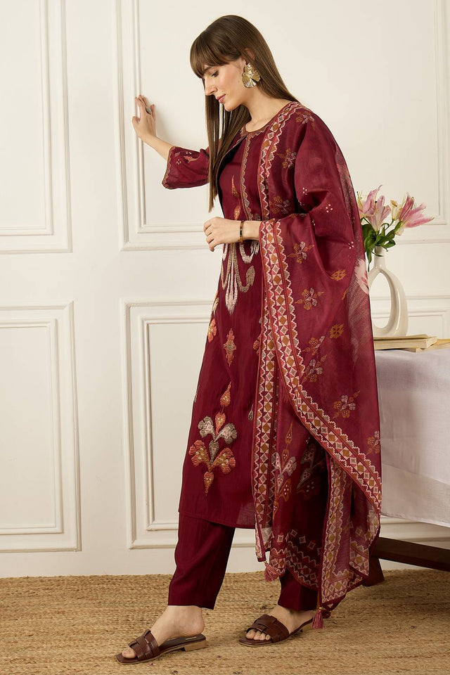 Maroon Embroidered Silk Blend Kurti Pant Set (IDKH9MR12079)