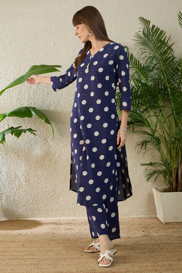 Blue Printed Cotton Kurti Pant Set (IDKS0BL11895)