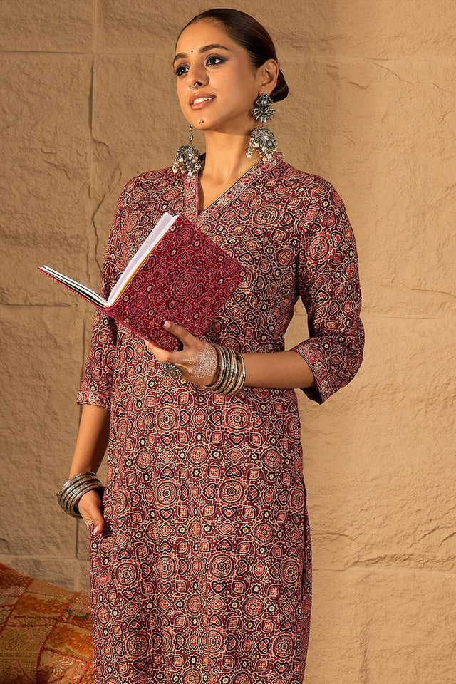 Red Printed Cotton Kurti Pant Set (IDKS0RD10784)