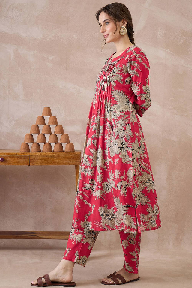 Red Floral Printed Cotton Kurti Pant Set (IDKS0RD12488)
