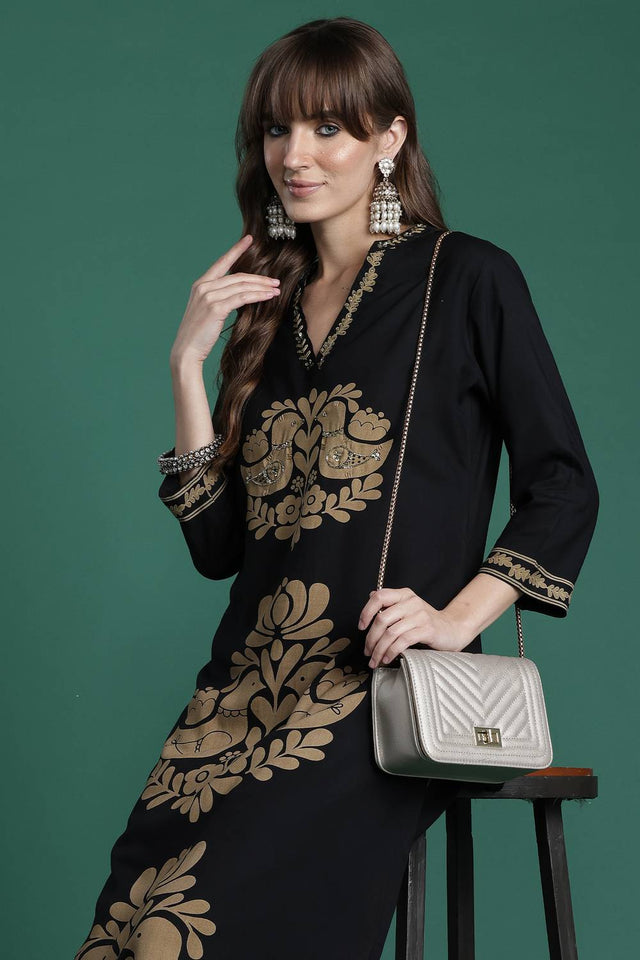 Black Sequin Rayon Kurti Pant Set (IDKS5BK10669)