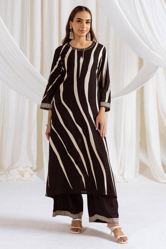 Black Printed Rayon Kurti Pant Set (IDKS5BK12440)