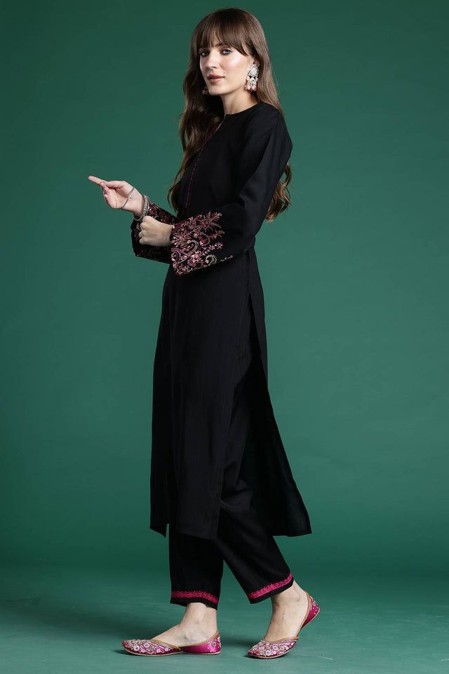Black Embroidered Cotton Blend Kurti Pant Set