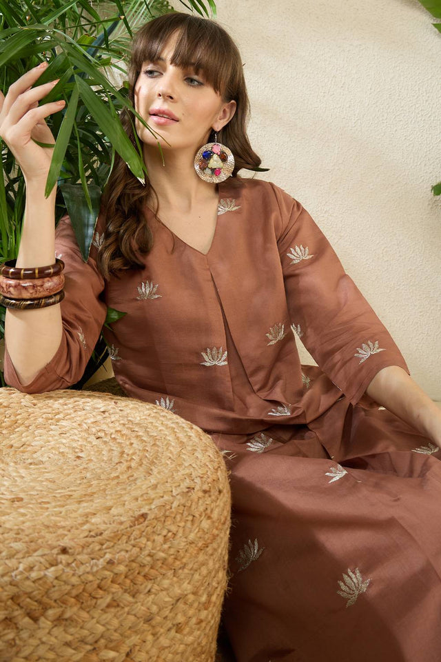 Brown Embroidered Silk Blend Kurti Pant Set (IDKS9BR12210)