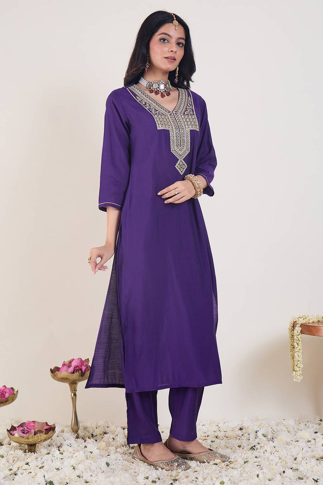 Violet Embroidered Silk Blend Kurti Pant Set (IDKS9PR12324)