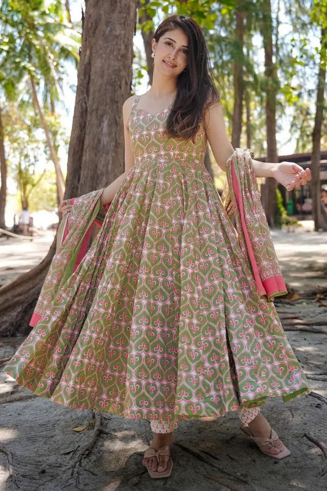 Multi Color Floral Printed Rayon Anarkali Suits (KF clora-703)