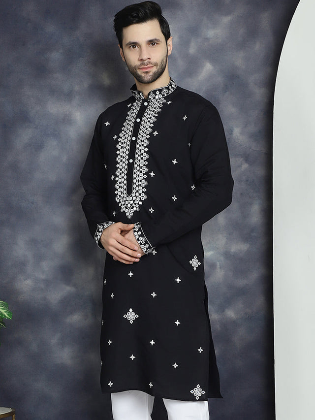 Men's Black Embroidered Kurta