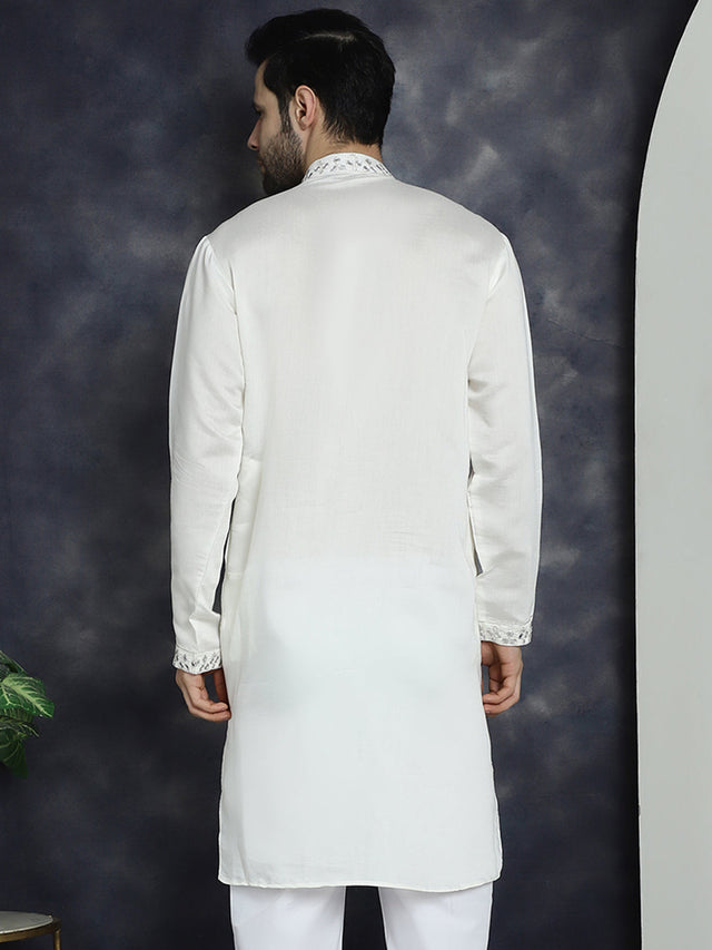 Men's White Embroidered Kurta