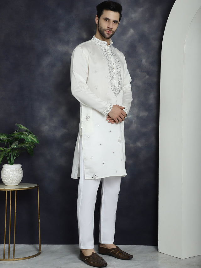 Men's White Embroidered Kurta