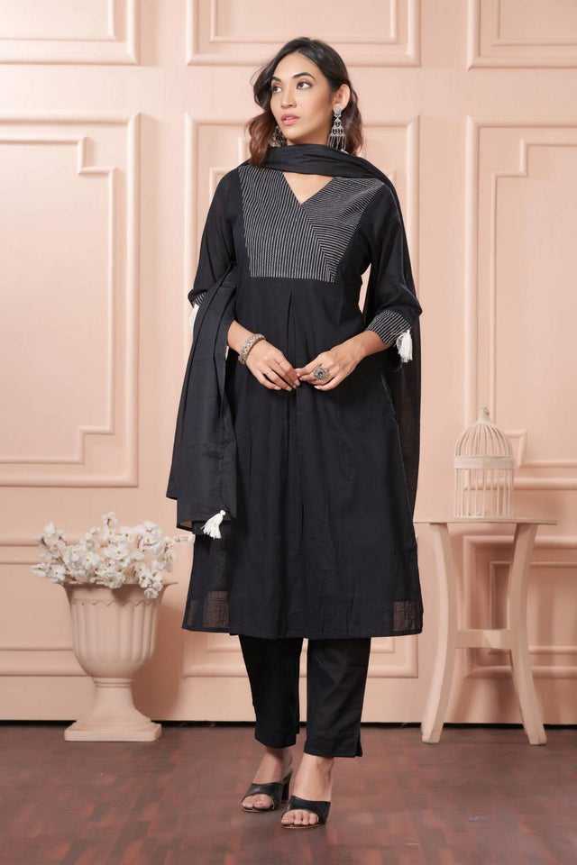Black Embroidered Cotton Kurti Pant Set