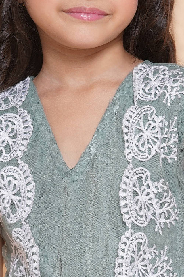 Girl's Green Embroidered Polyester Gown