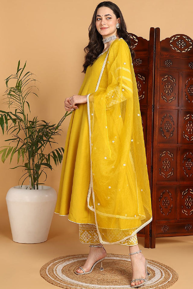 Yellow Silk Blend Solid Embroidered Anarkali Suit Set