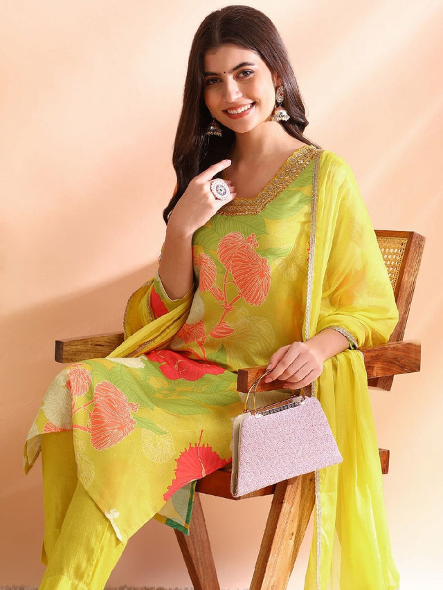 Yellow Rayon Blend Floral Printed Straight Kurti Pants With Dupatta