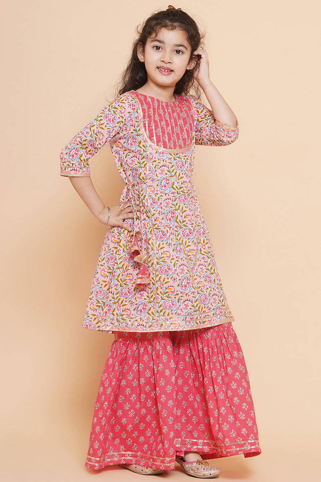 Girl's Pink Floral Printed Cotton Kurta Set