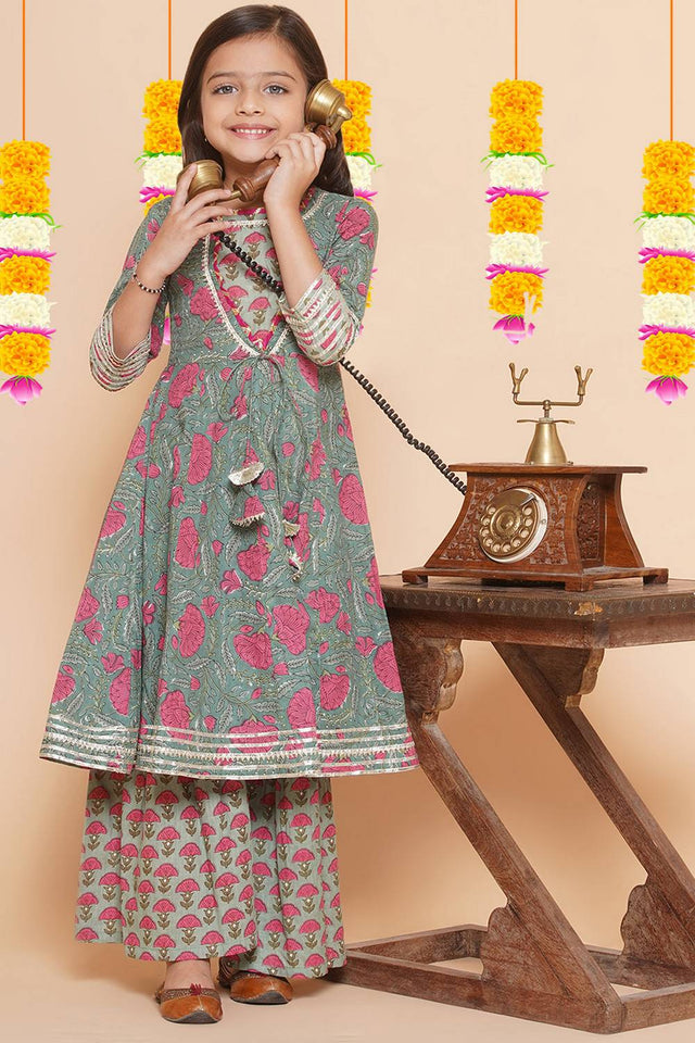 Girl's Green Floral Printed Cotton Kurta Set