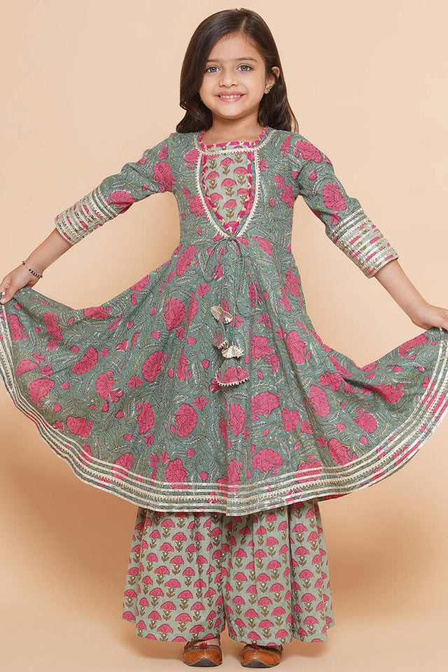 Girl's Green Floral Printed Cotton Kurta Set