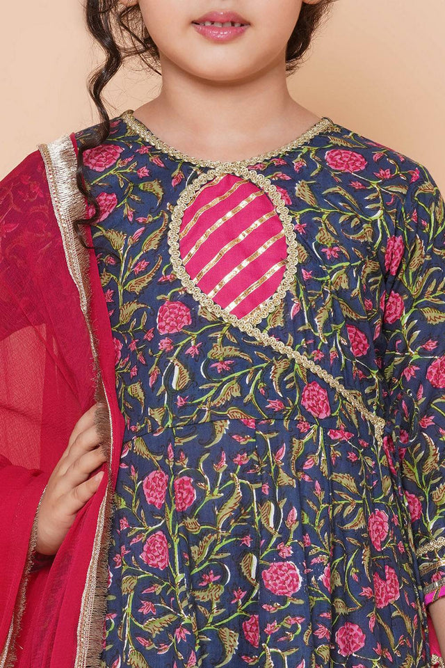 Girl's Blue Floral Printed Cotton Kurta Set