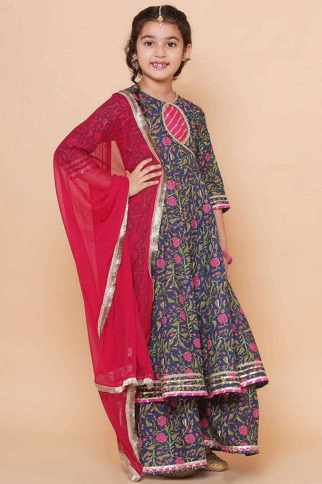 Girl's Blue Floral Printed Cotton Kurta Set